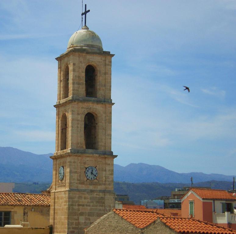 דירות חאניה Palazzo Di Pietro מראה חיצוני תמונה